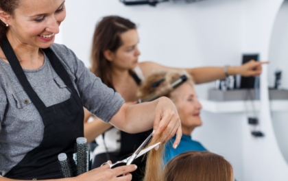 Facturation électronique coiffeur : comment anticiper la réforme ?