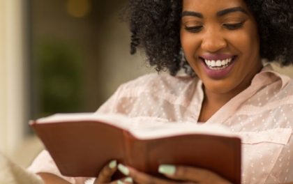 Créer une maison d’édition en auto-entrepreneur : étapes, statut et conseils