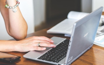 Comment ouvrir un e-commerce : statut juridique, démarches et outils de gestion