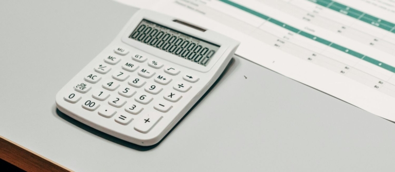 Calculer les charges sociales de l'EURL