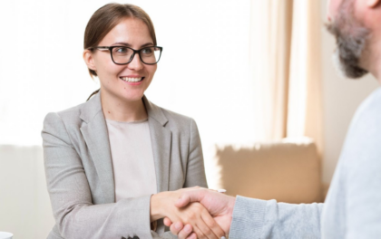 Devenir agent commercial : missions, statut et étapes