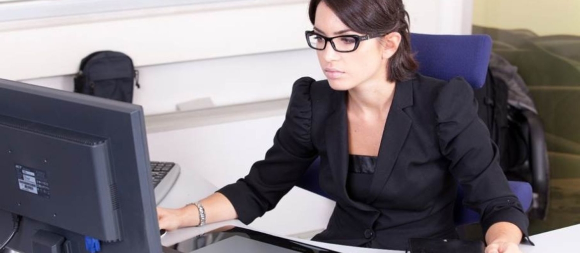 Comptable EURL en ligne : comment gérer votre comptabilité sans cabinet traditionnel ?