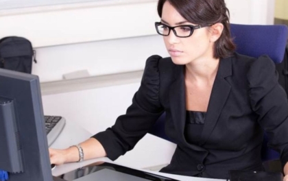 Comptable EURL en ligne : comment gérer votre comptabilité sans cabinet traditionnel ?