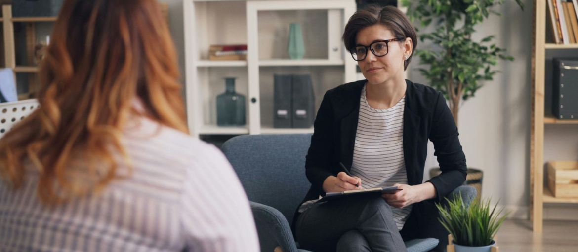 Psychologue libéral ou auto-entrepreneur : quel est le statut le plus adapté à votre activité ?