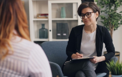 Psychologue libéral ou auto-entrepreneur : quel est le statut le plus adapté à votre activité&nbsp;?