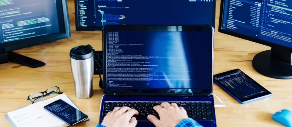 tout ce qu'il faut savoir pour devenir développeur freelance.