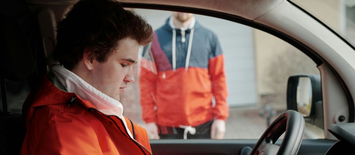 Devenir coursier Stuart en voiture : comment créer son entreprise ?