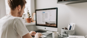 Freelance en informatique.