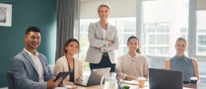 Conseil d'administration d'une entreprise en train de décider de la répartition des jetons de présence entre ses membres