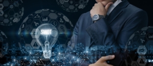 Dirigeant réalisant le diagnostic interne de son entreprise.