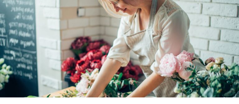Une fleuriste qui payait auparavant sa taxe professionnelle