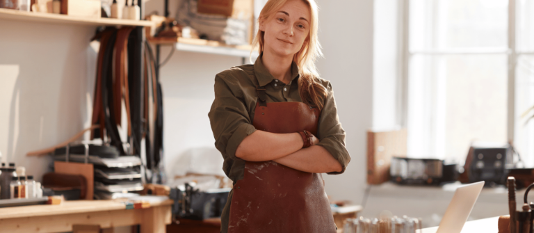 Une micro-entrepreneuse en micro-bic