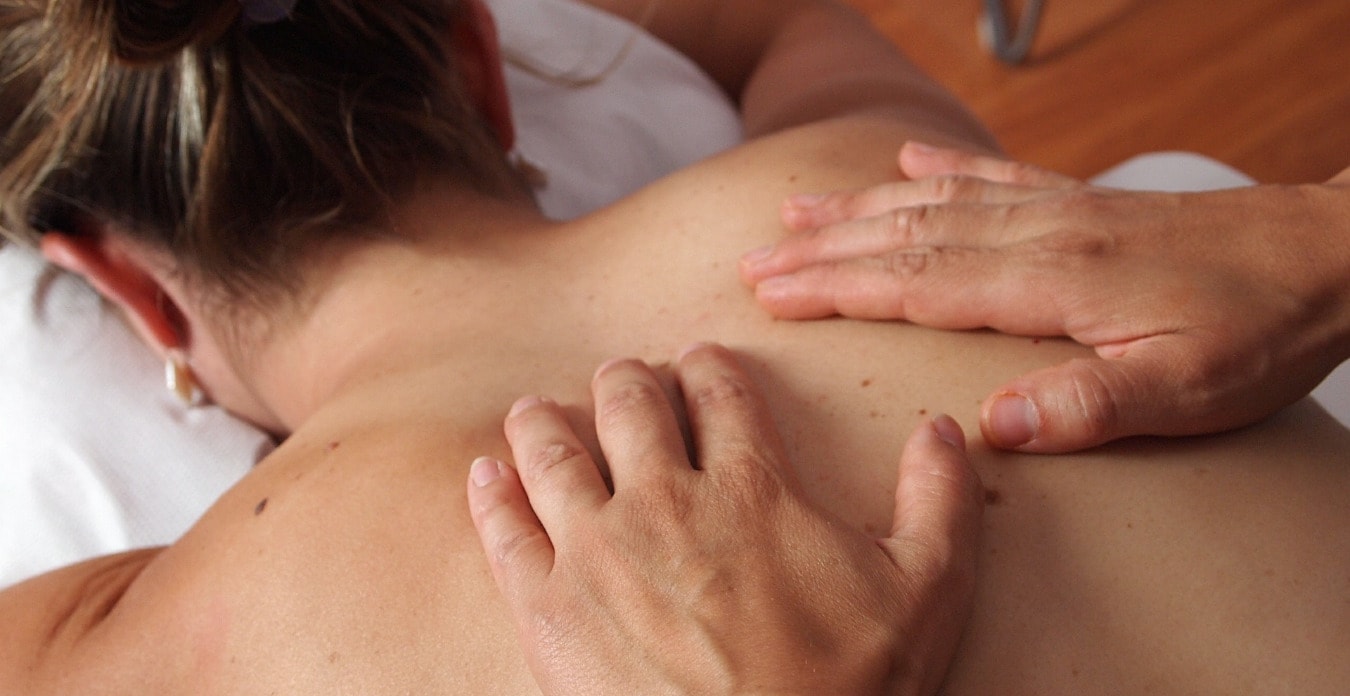 Les kinésithérapeutes peuvent proposer des massages de relaxation