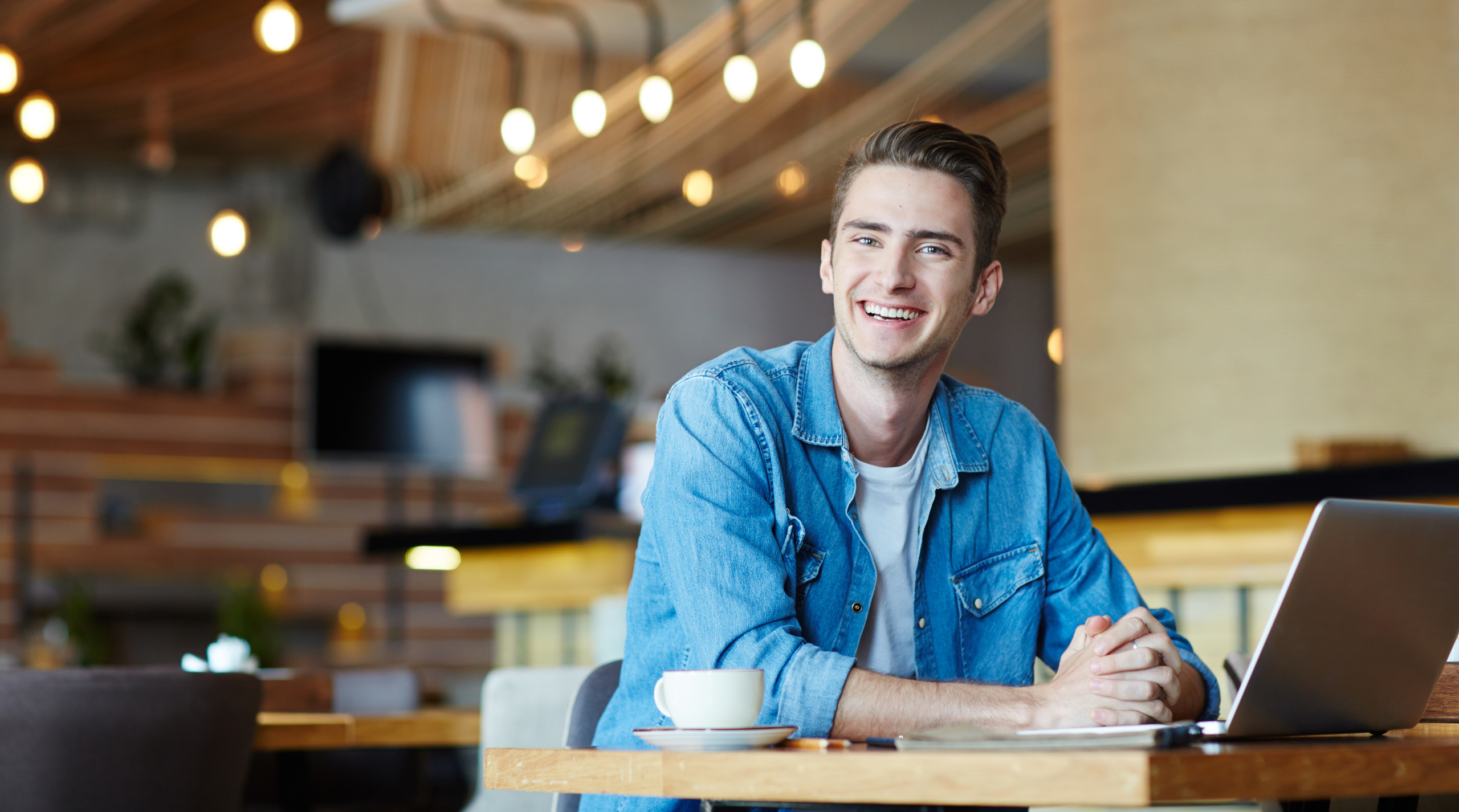 travail en ei à l'IS